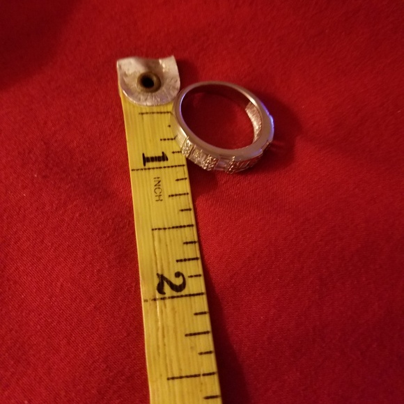Ring - Picture 6 of 7